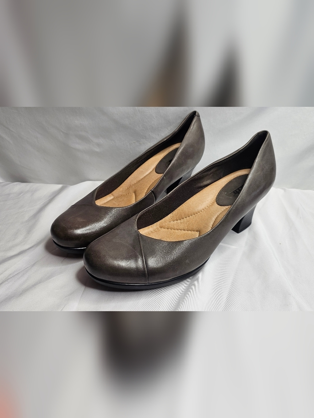 Earth Tamarisk Taupe Soft Calf pumps Size 11 - Picture 6 of 12